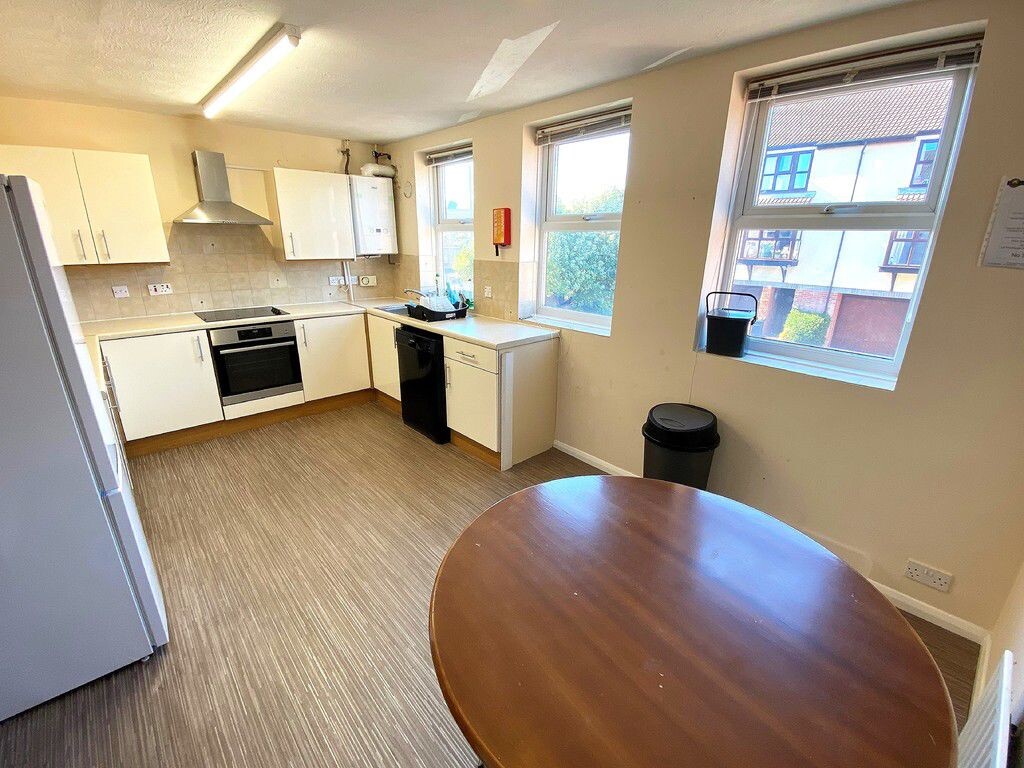 4 bedroom house for rent Armory Lane, Portsmouth, PO1 2PE UniHomes