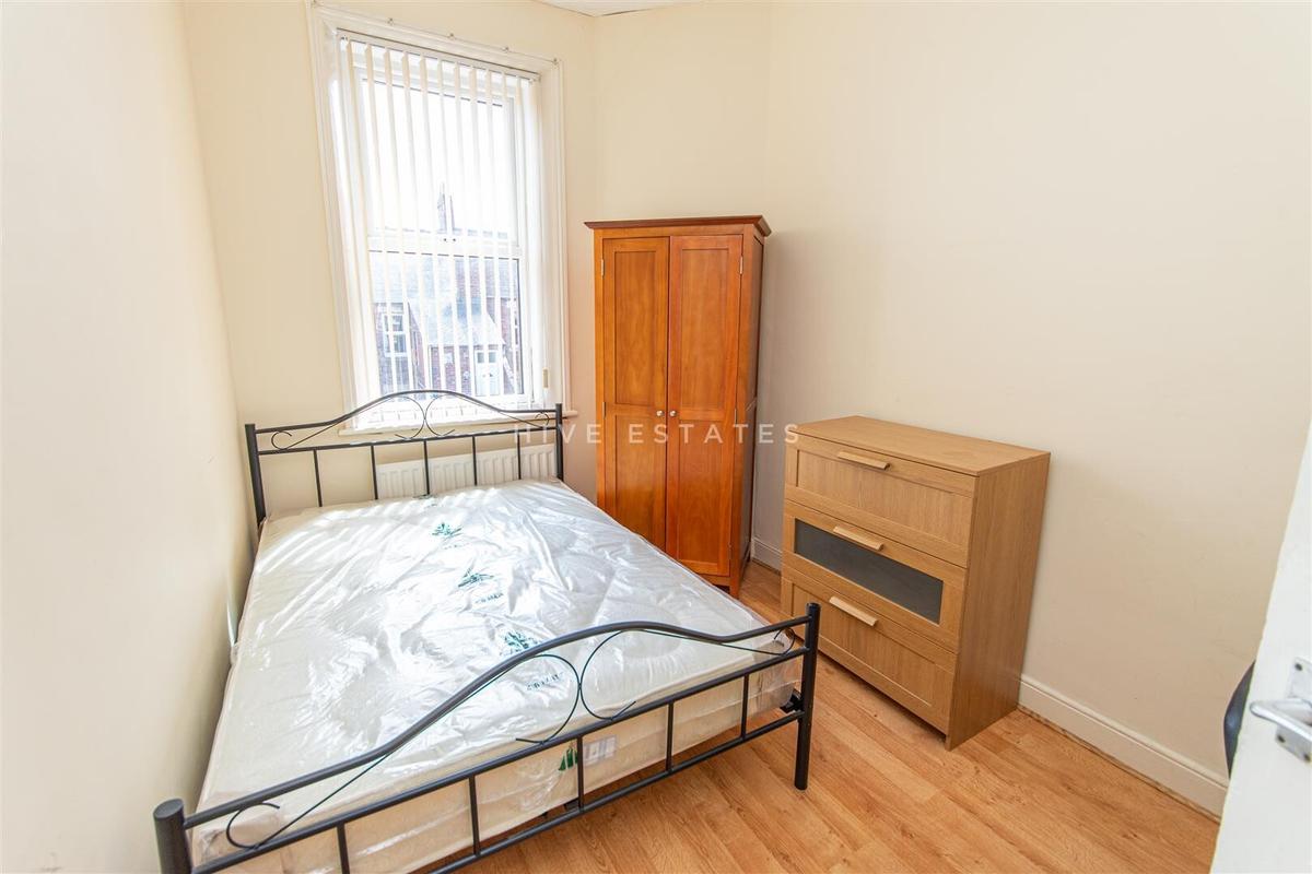 3 bedroom apartment for rent Doncaster Road, Newcastle, NE2 1RB UniHomes