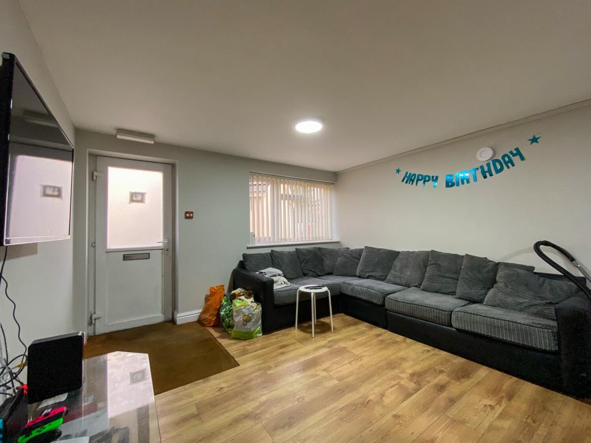 6 bedroom apartment for rent Rhymney Terrace, Cardiff, CF24 4DE UniHomes