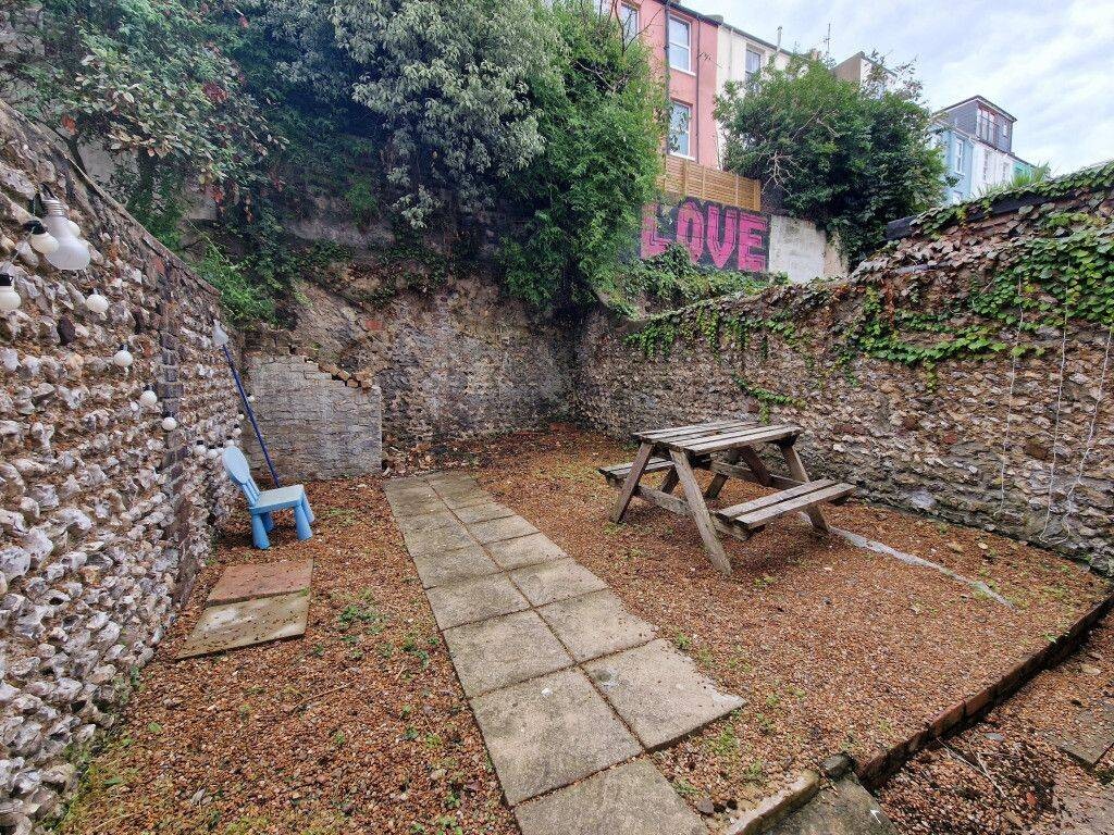 4 bedroom house for rent Hanover Terrace East Sussex, Brighton, BN2 9SN