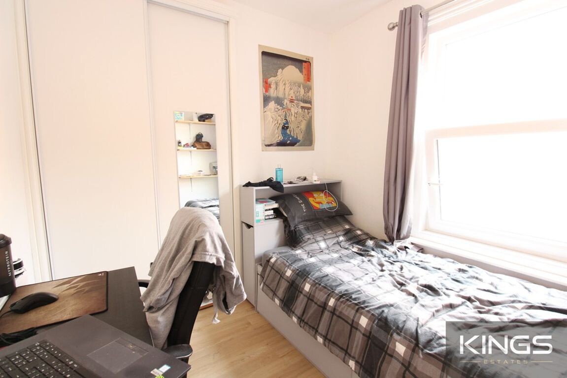 6 bedroom house for rent Highfield Crescent, Southampton, SO17 1SG UniHomes