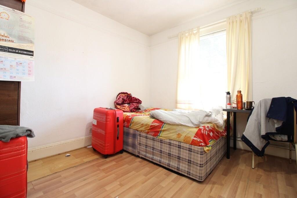 5 bedroom house for rent Sandhurst Road, Southampton, SO15 2FU UniHomes