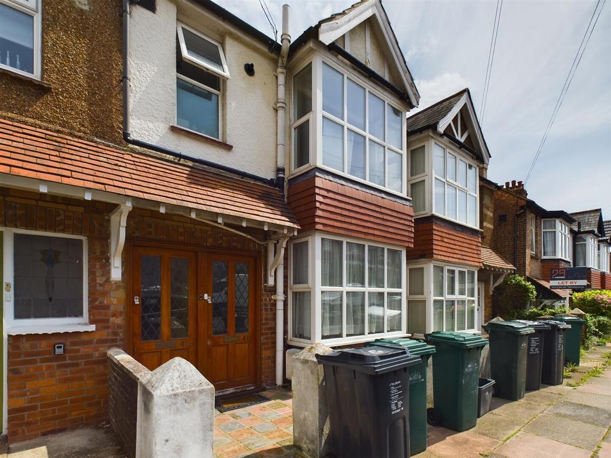 4 bedroom apartment for rent Stanmer Park Road, Brighton, BN1 7JJ UniHomes