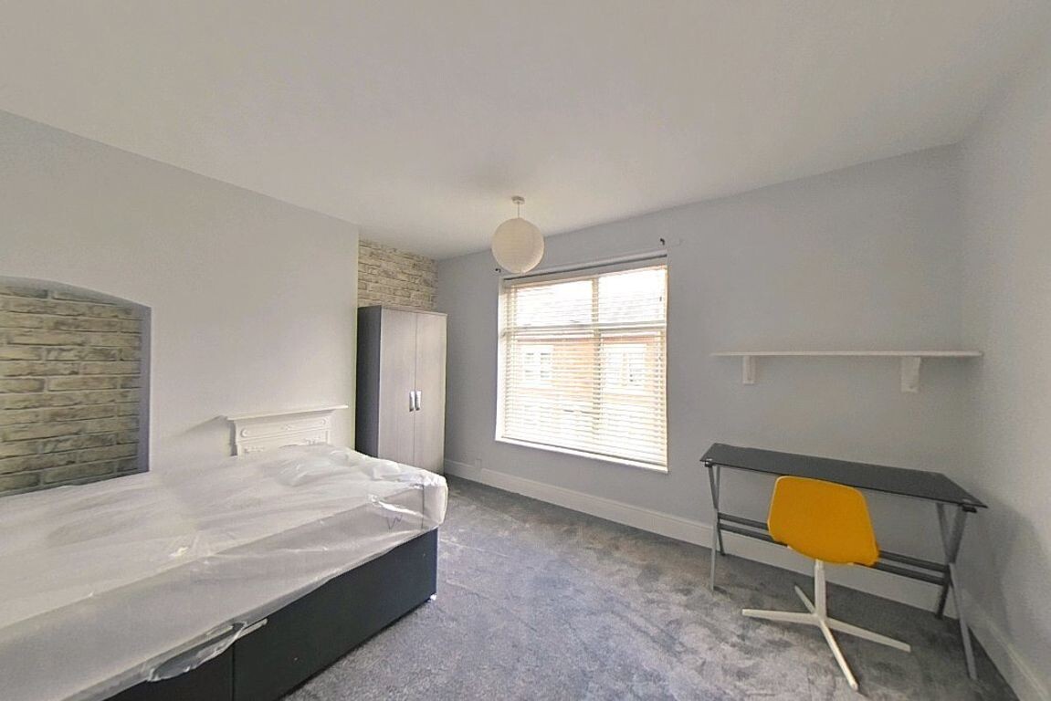 4 bedroom house for rent Chestnut Street Loughborough, LE11 3BE UniHomes