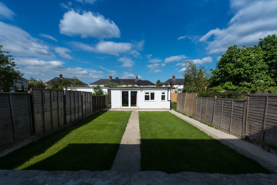 6 bedroom house for rent Cricket Road, Oxford, OX4 3DQ UniHomes