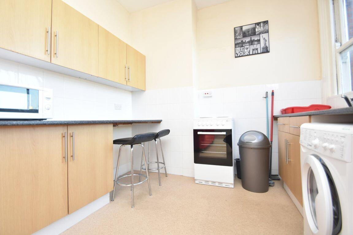 3 bedroom apartment for rent Elm Grove, Portsmouth, PO5 1JF UniHomes