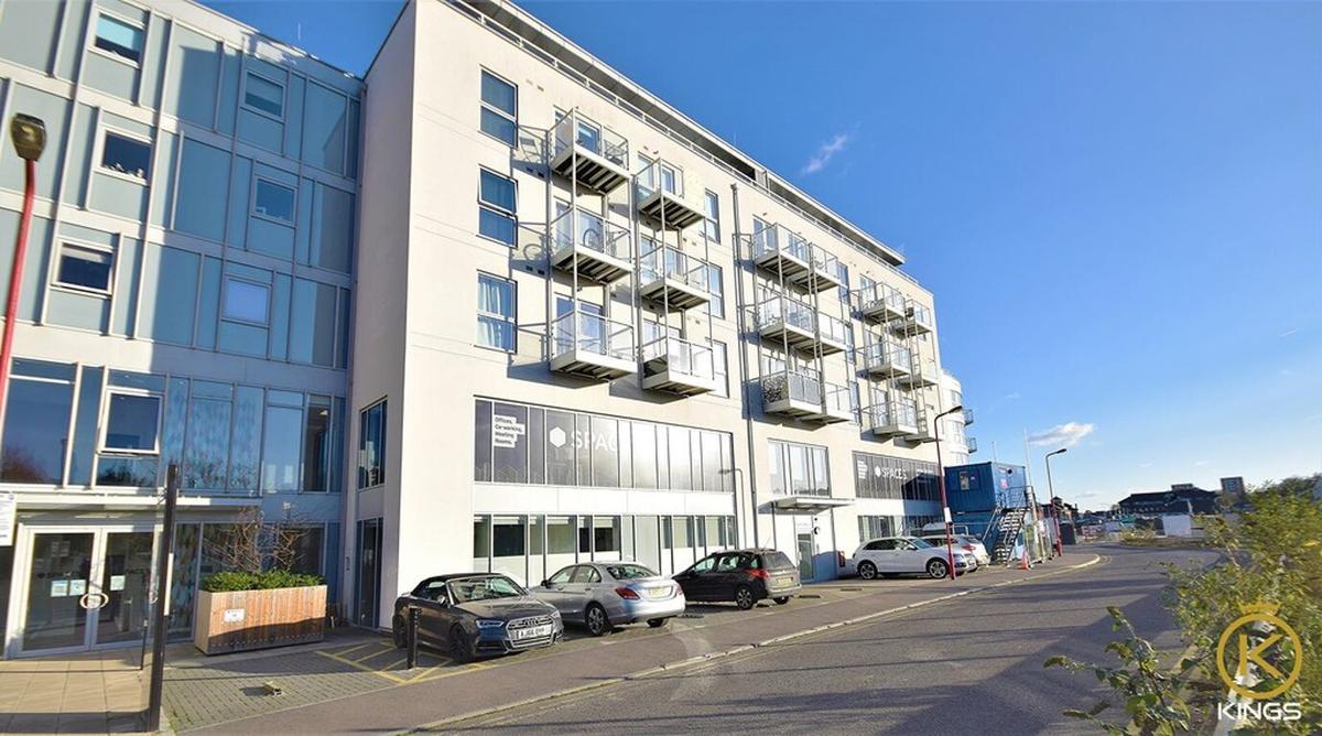 2 bedroom apartment for rent Station View, Surrey, GU1 4AR UniHomes