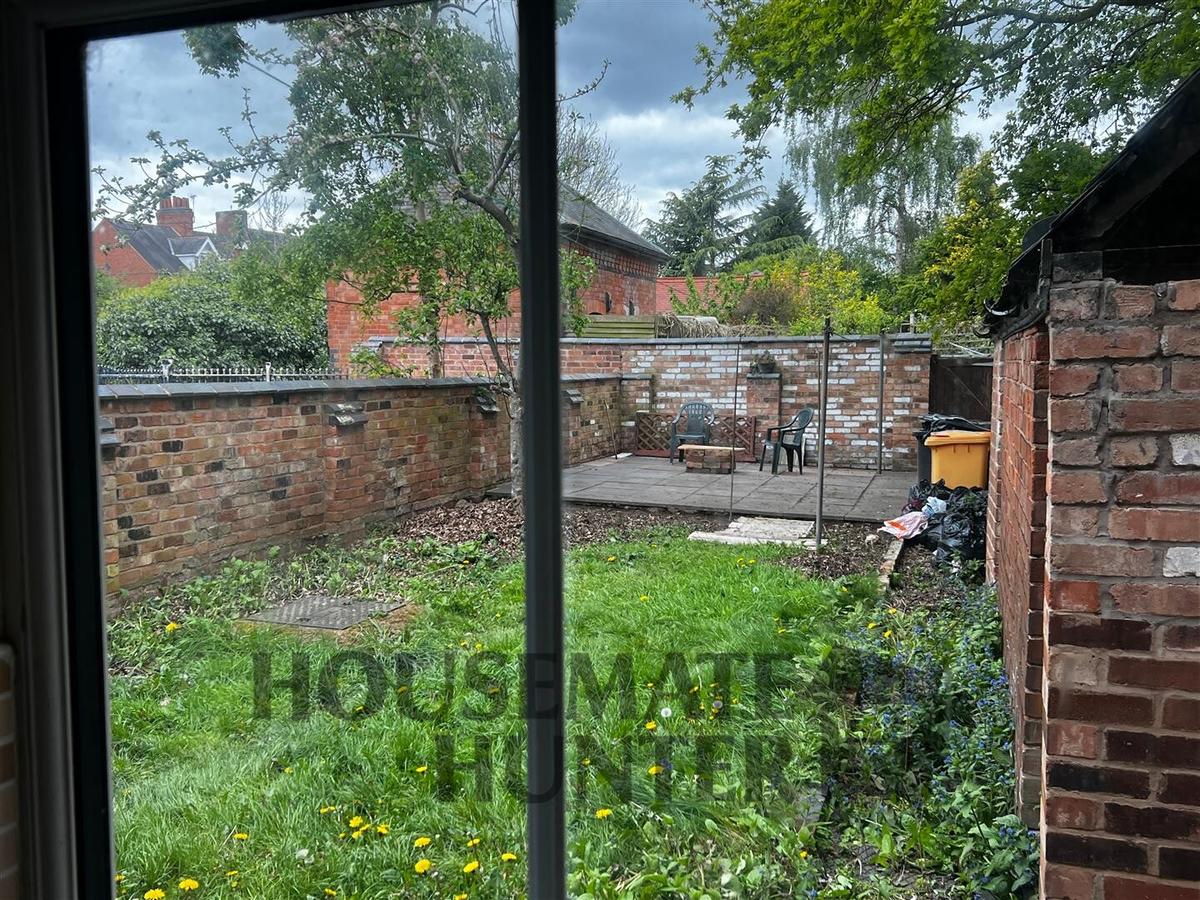 7 bedroom house for rent Narborough Road, Leicester, LE3 0PE UniHomes