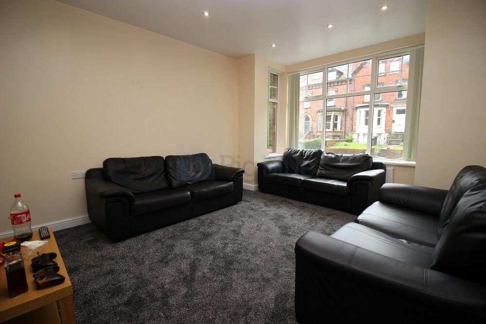 8 bedroom house for rent St Michaels Villas, Headingley, Leeds, LS6 3AF