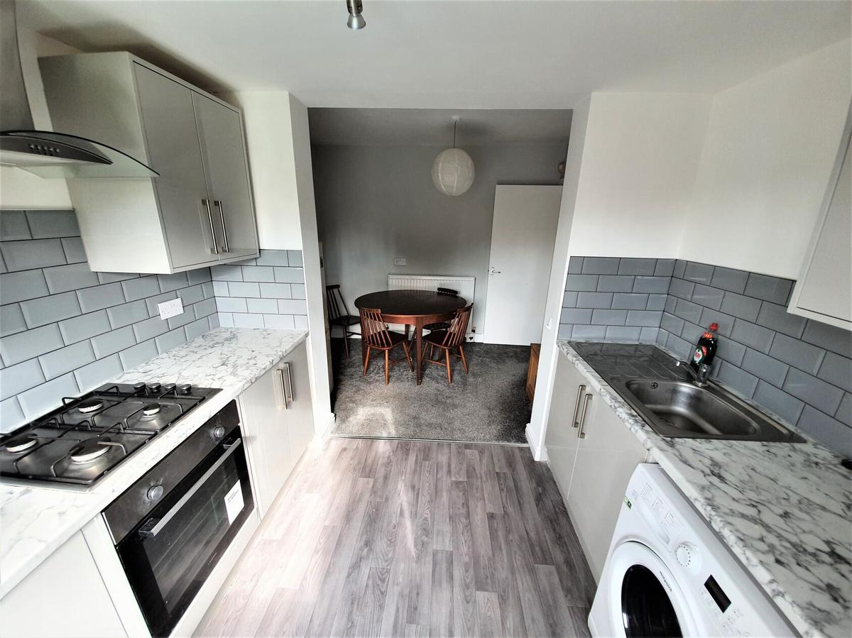 2 bedroom house for rent Cranbrook Avenue, Hull, HU6 7TX UniHomes