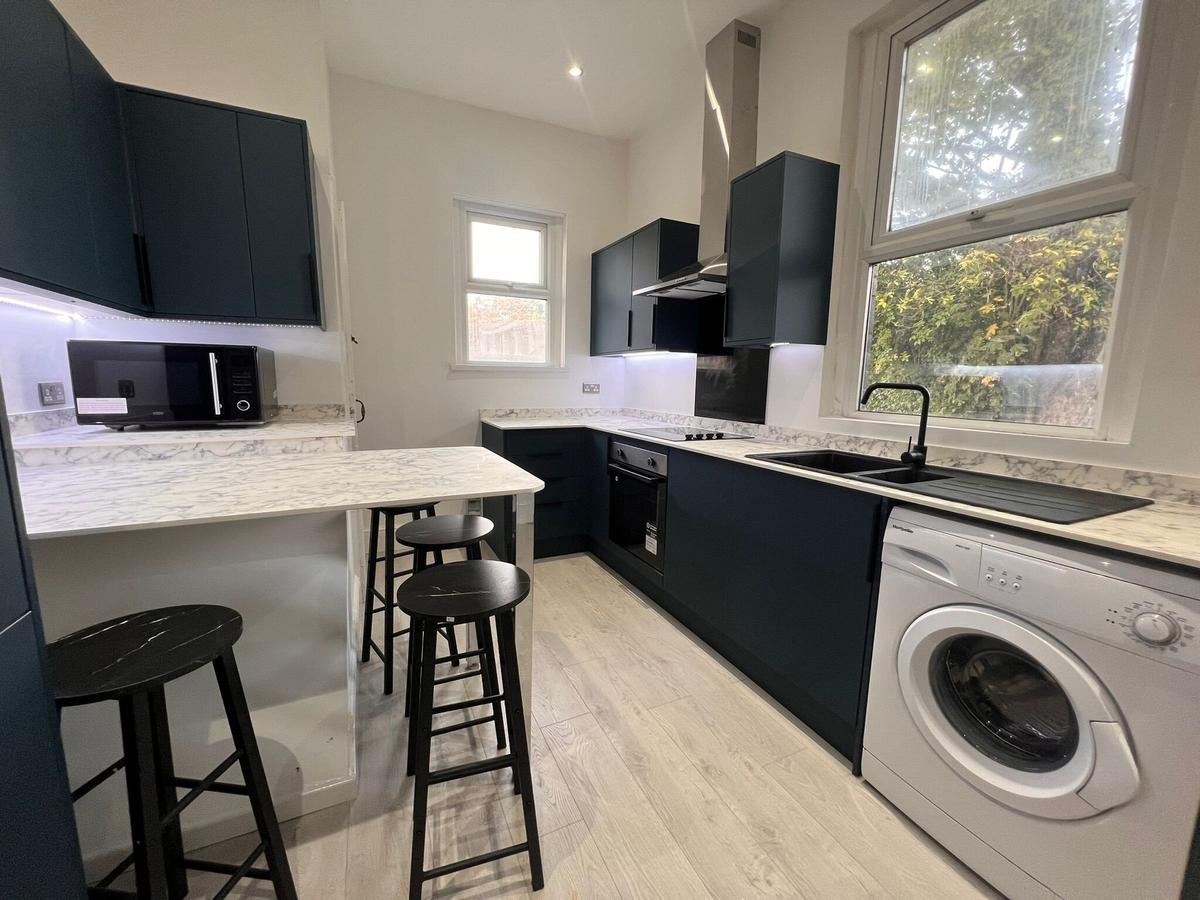 5 bedroom house for rent Hesketh Avenue, Leeds, LS5 3EU UniHomes