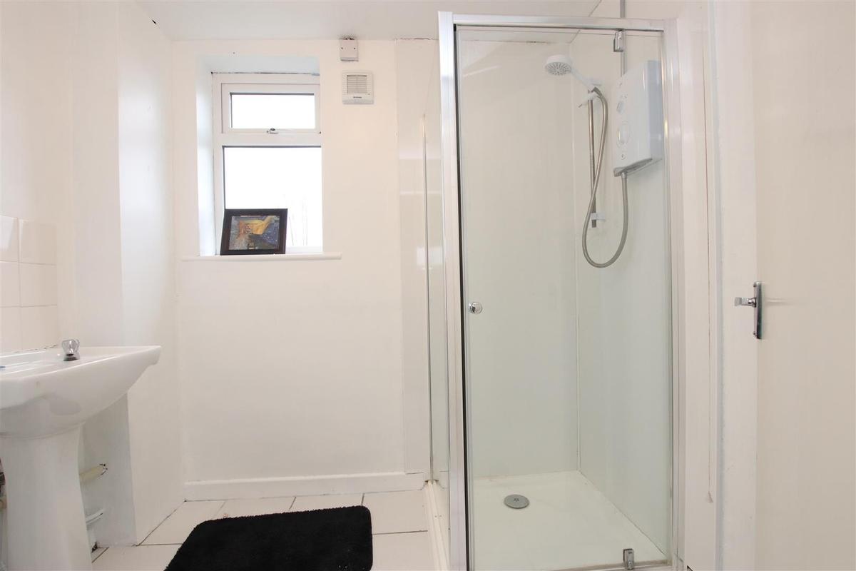 5 bedroom house for rent Stanway Close, Bath, BA2 2UR UniHomes