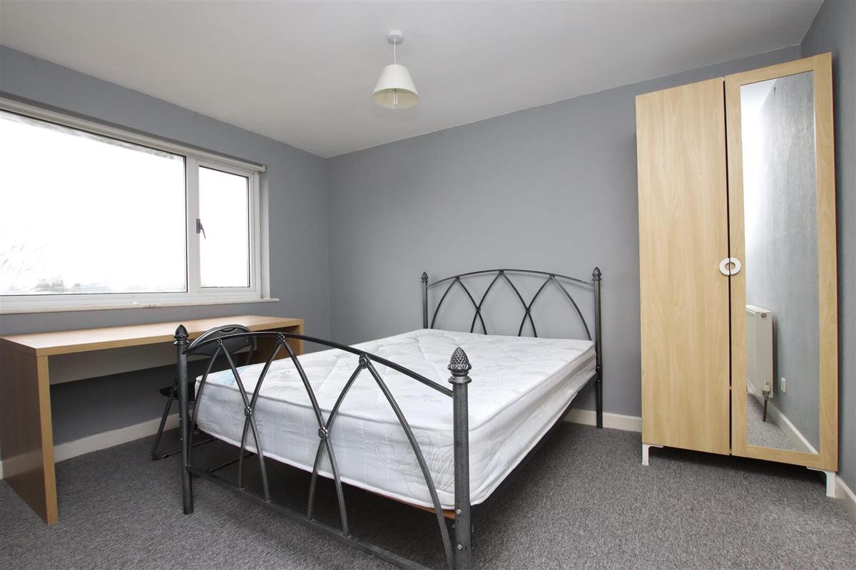 5 bedroom house for rent Stanway Close, Bath, BA2 2UR UniHomes