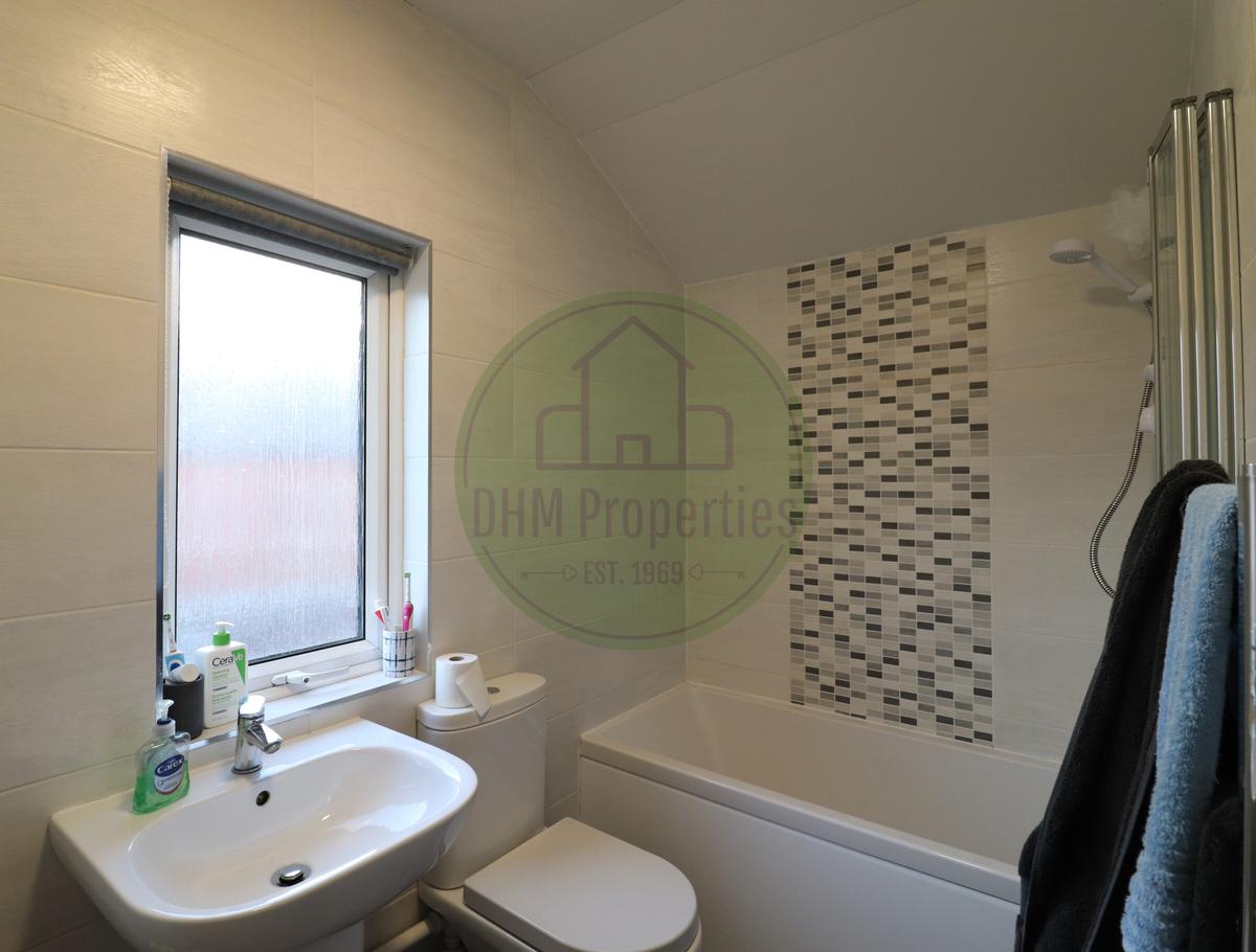 5 bedroom house for rent Blandford Gardens, Leeds, LS2 9AL UniHomes