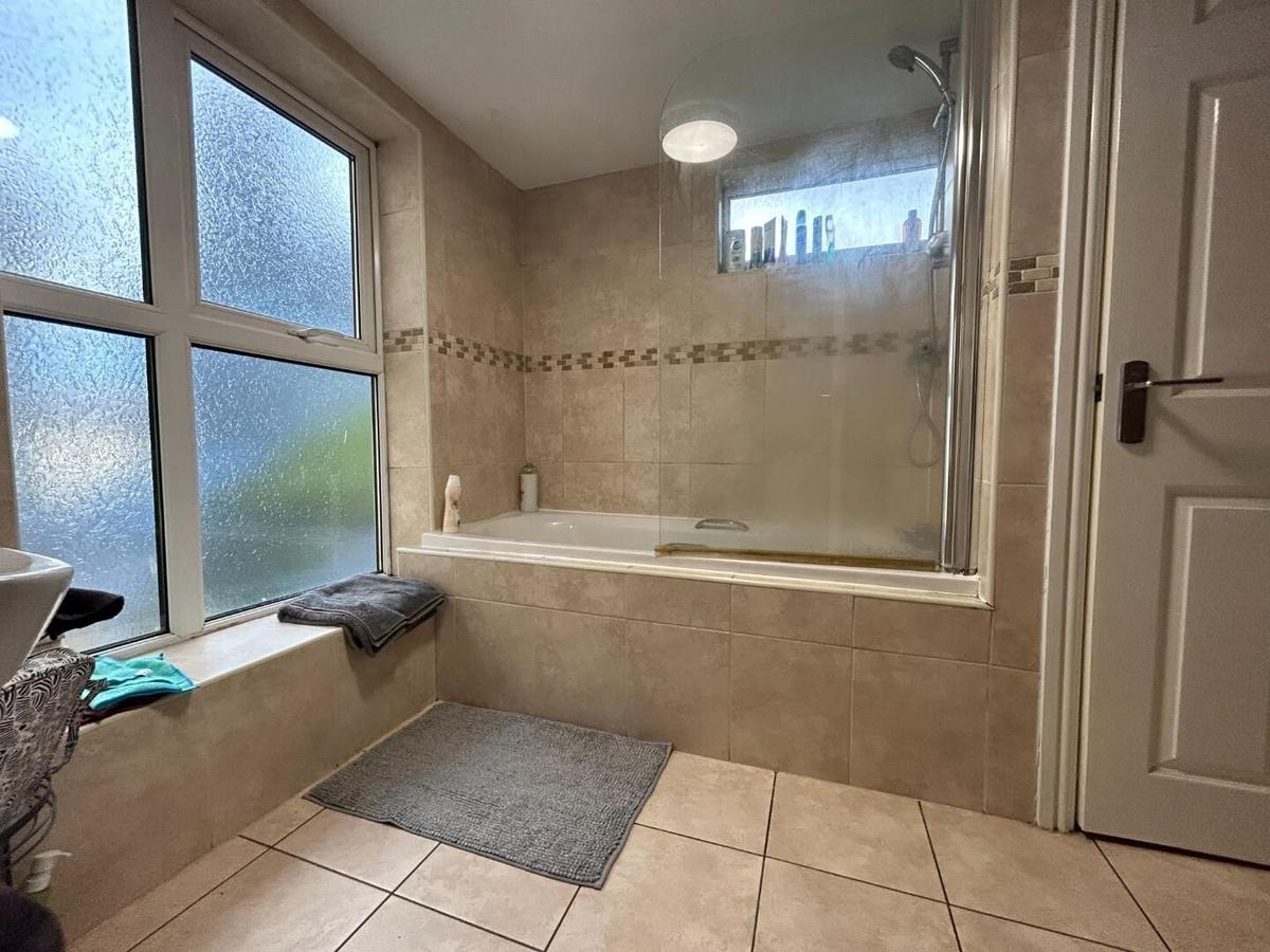 4 bedroom apartment for rent St. Michaels Place, Aberystwyth, SY23 1DY