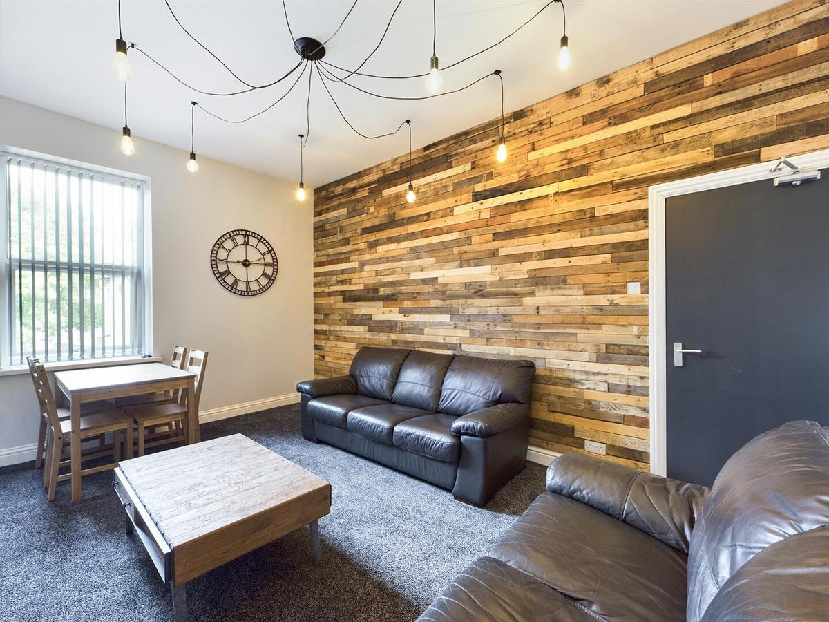 5 bedroom apartment for rent Heaton Road, Newcastle, NE6 5HL UniHomes