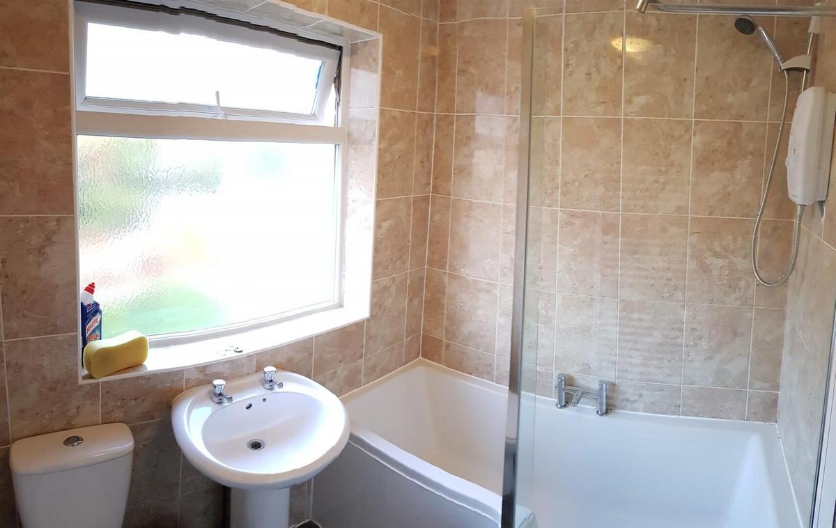 5 bedroom house for rent Durham Close Canterbury, CT1 3QL UniHomes