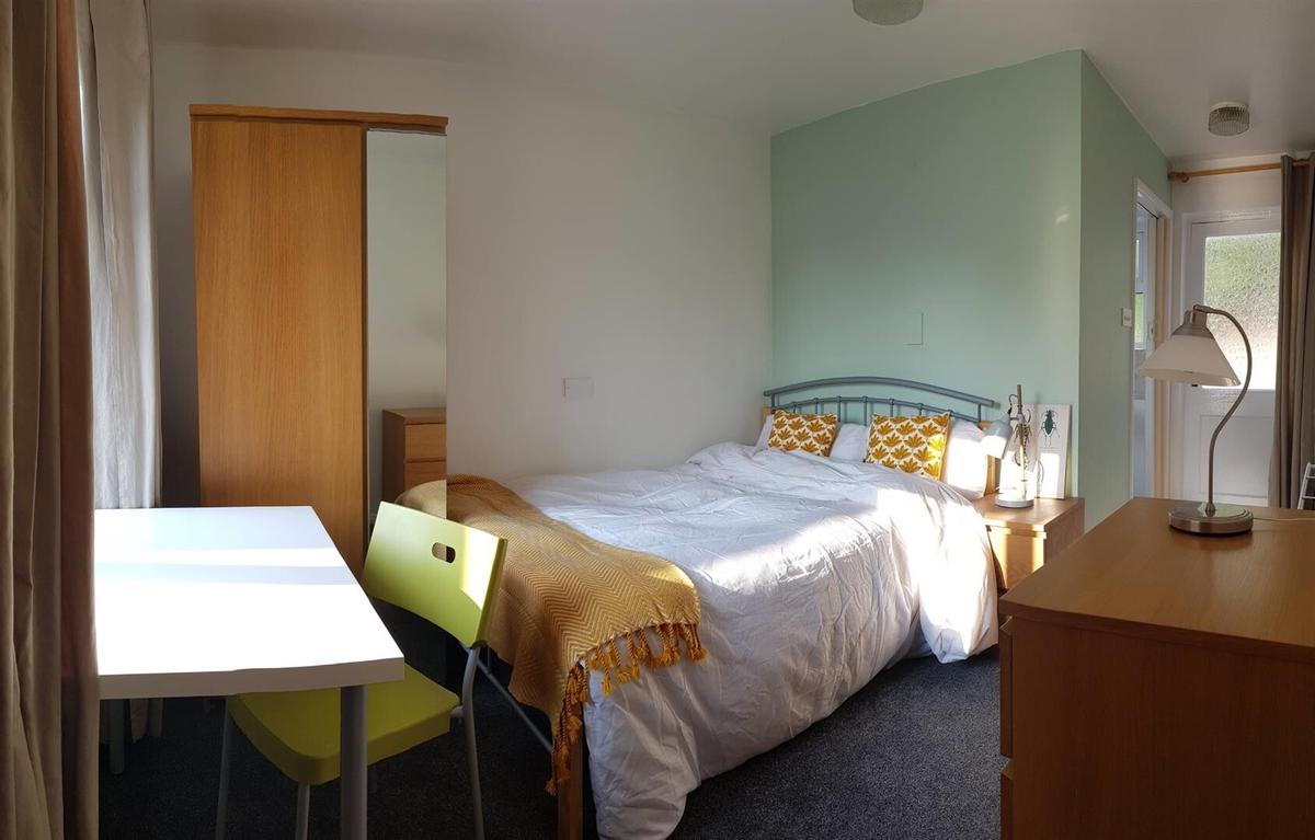 5 bedroom house for rent Durham Close Canterbury, CT1 3QL UniHomes