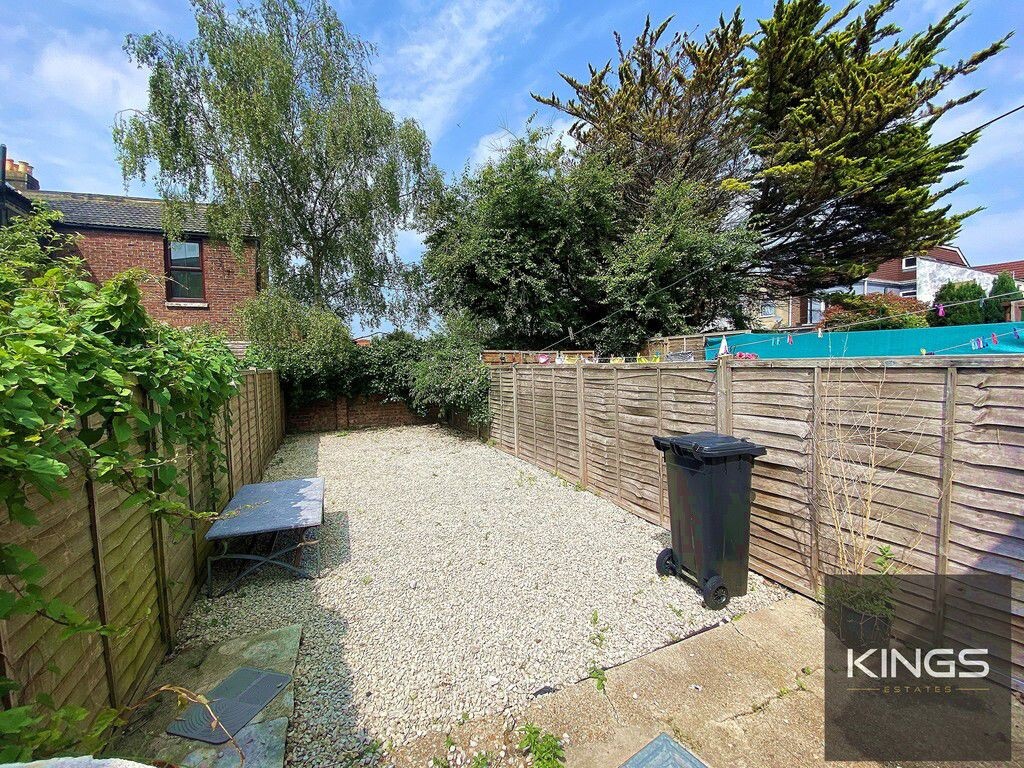 2 bedroom house for rent Fawcett Road, Portsmouth, PO4 0DW UniHomes