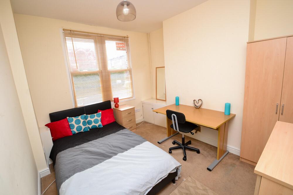 4 bedroom house for rent Dunkirk Road, Nottingham, NG7 2PH UniHomes