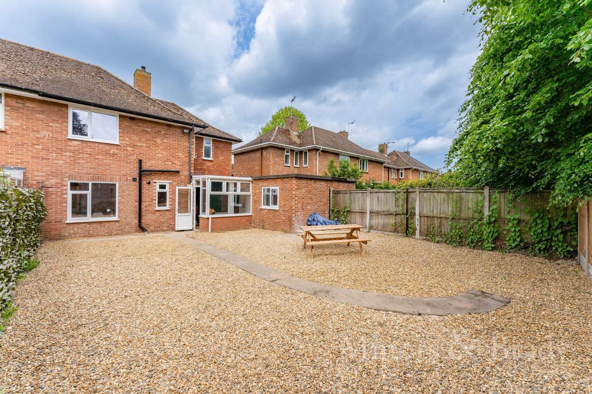 5 bedroom apartment for rent Friends Road, Norwich, NR5 8HP UniHomes