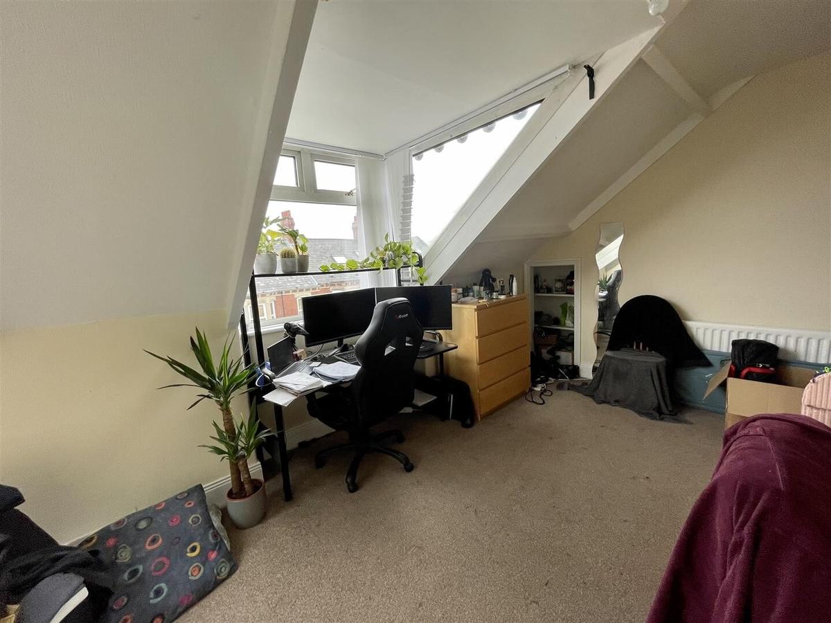 4 bedroom apartment for rent Rokeby Terrace, Newcastle, NE6 5ST UniHomes