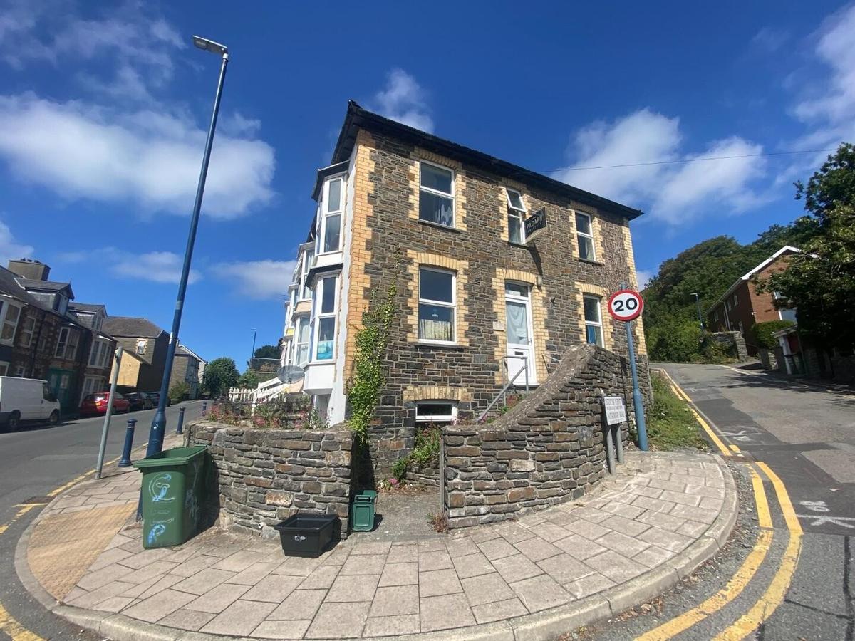 3 bedroom house for rent North Road, Aberystwyth, SY23 2EL UniHomes