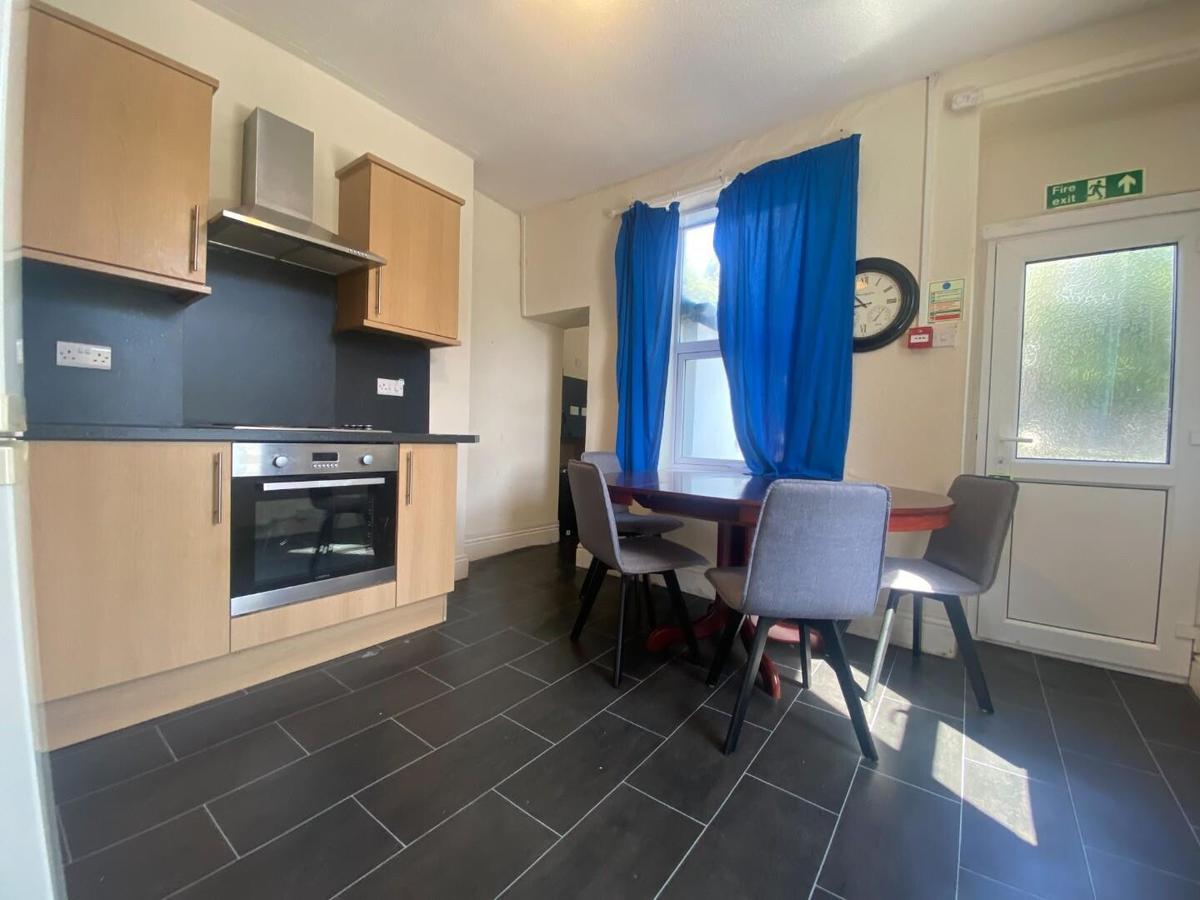 3 bedroom house for rent North Road, Aberystwyth, SY23 2EL UniHomes