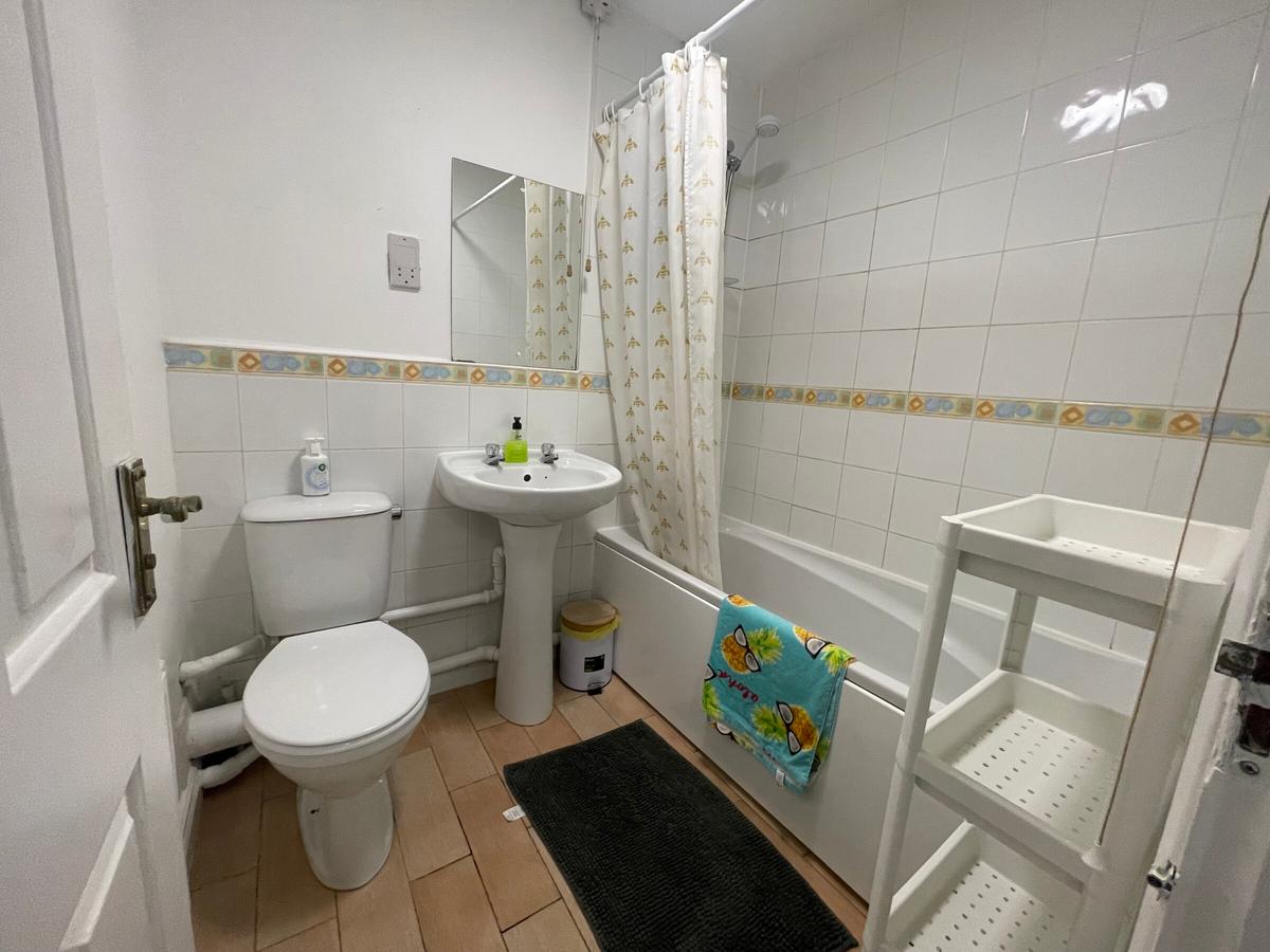 4 bedroom house for rent Meadow Close, Nottingham, NG2 3HZ UniHomes