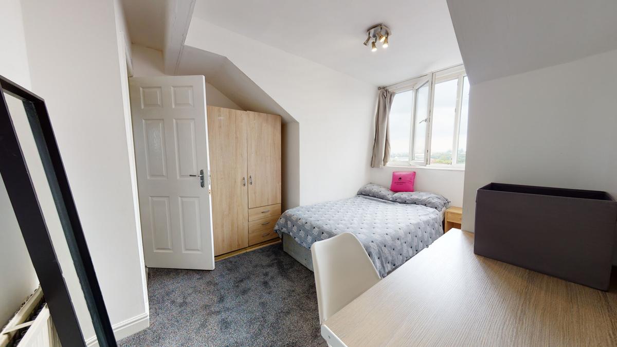 5 bedroom house for rent Burley Lodge Road, Leeds, LS6 1QP UniHomes