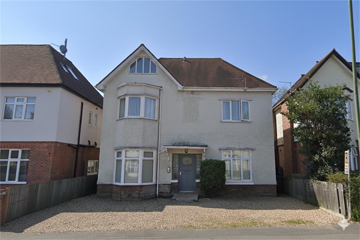 5 bedroom apartment on Talbot Road, Winton, Bournemouth