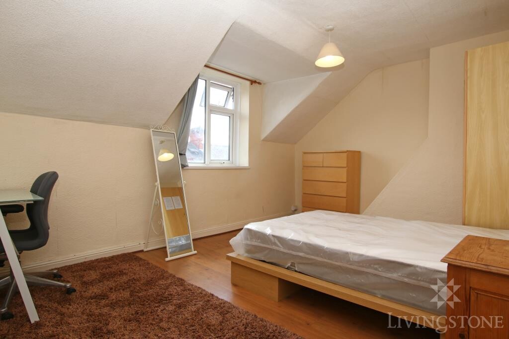 3 bedroom apartment for rent Leicester, Leicester, LE2 3AJ UniHomes