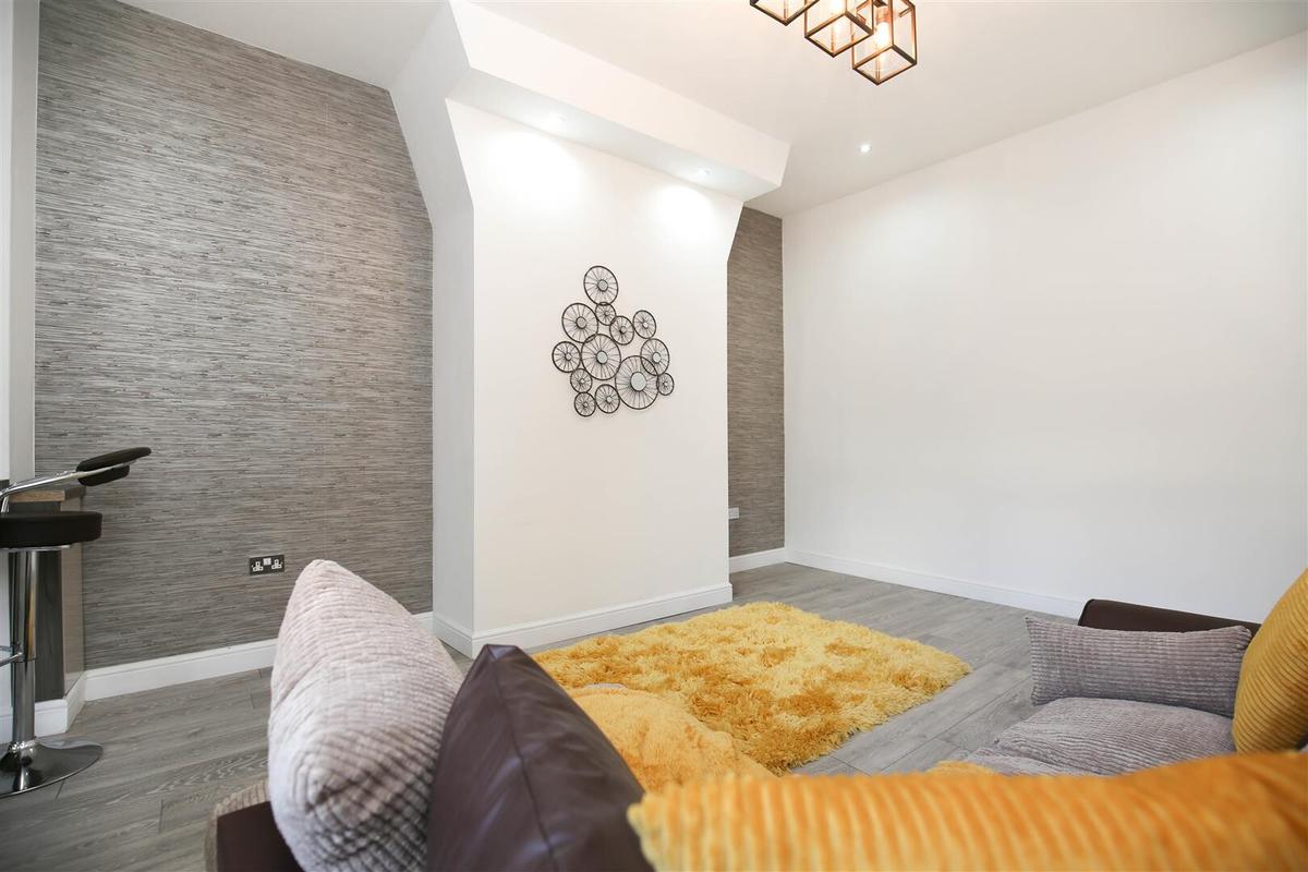 2 bedroom apartment for rent Balmoral Terrace, Newcastle, NE6 5YA