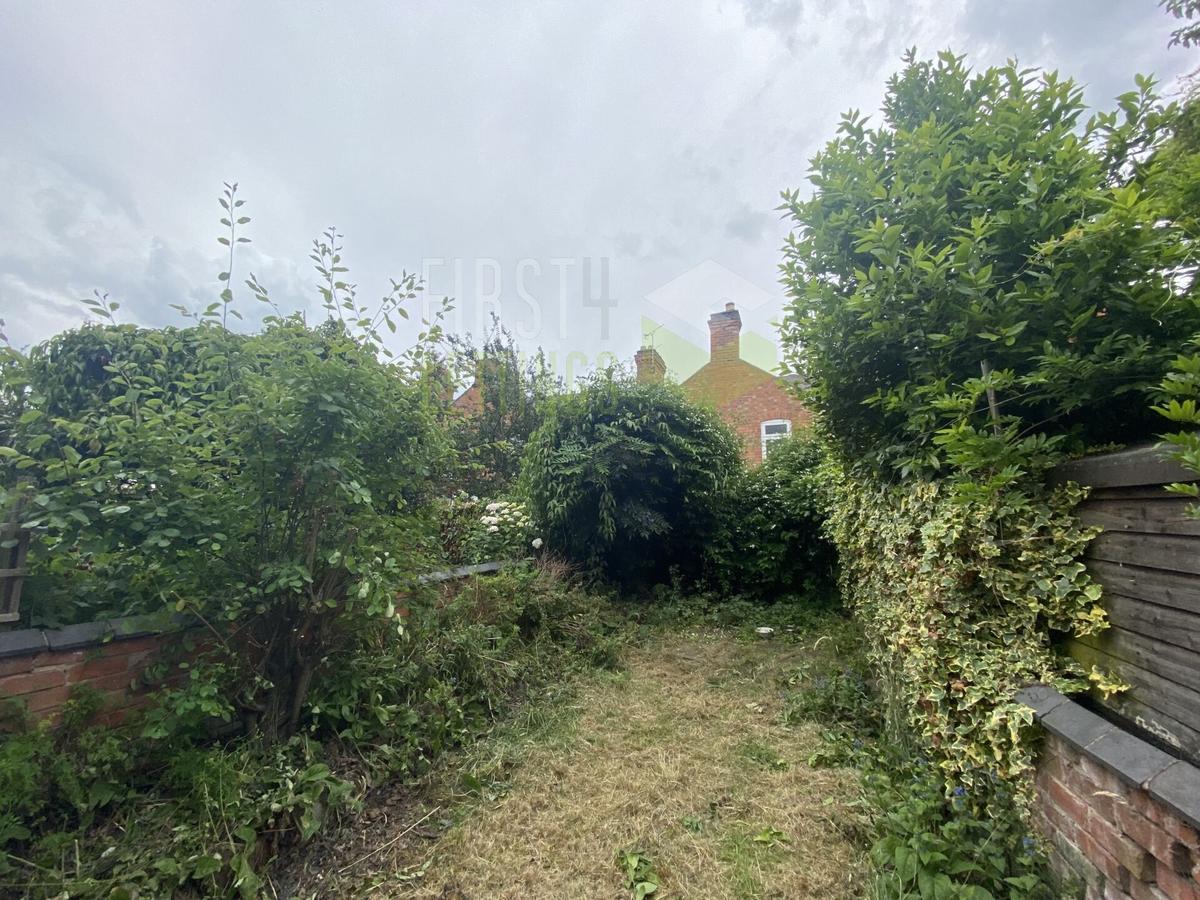 3 bedroom house for rent Clarendon Park Road, Leicester, LE2 3AF UniHomes