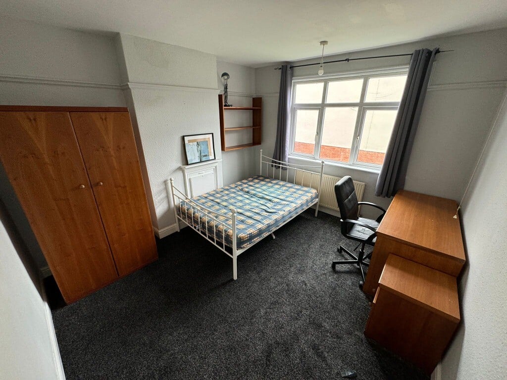 3 bedroom house on (3 Bed) Greenfield Street, Dunkirk, Nottingham