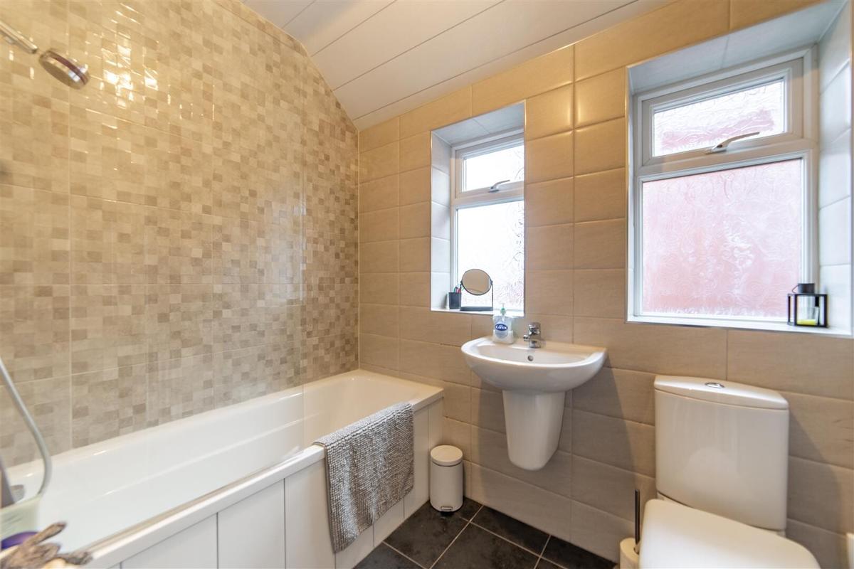 3 bedroom apartment for rent Brandon Grove, Newcastle, NE2 1PA UniHomes