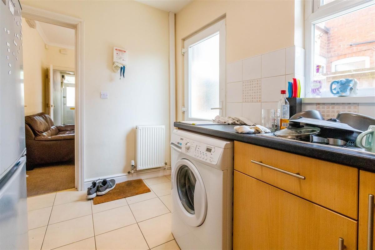 3 bedroom house for rent Teignmouth Road Birmingham, B29 7AY UniHomes