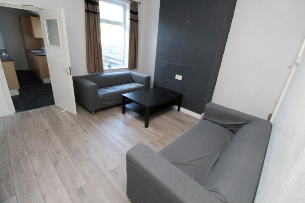 3 bedroom house for rent Humber Road South, Nottingham, NG9 2EX UniHomes