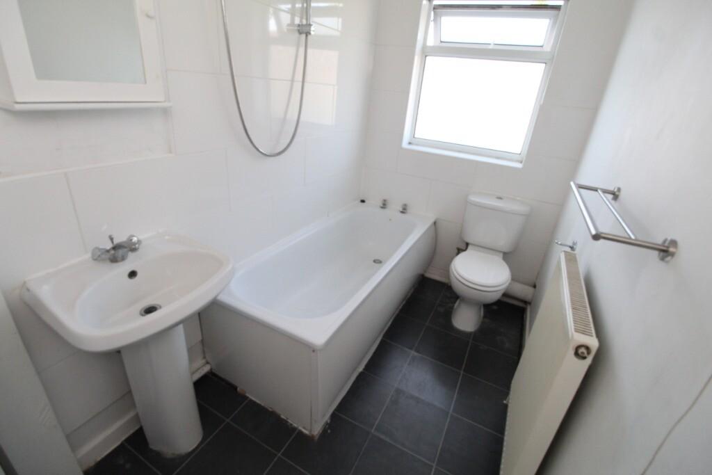 3 bedroom house for rent Humber Road South, Nottingham, NG9 2EX UniHomes