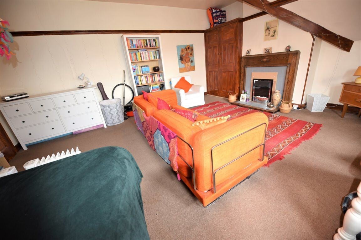 1 bedroom house for rent Otley Road, Leeds, LS16 5LG UniHomes