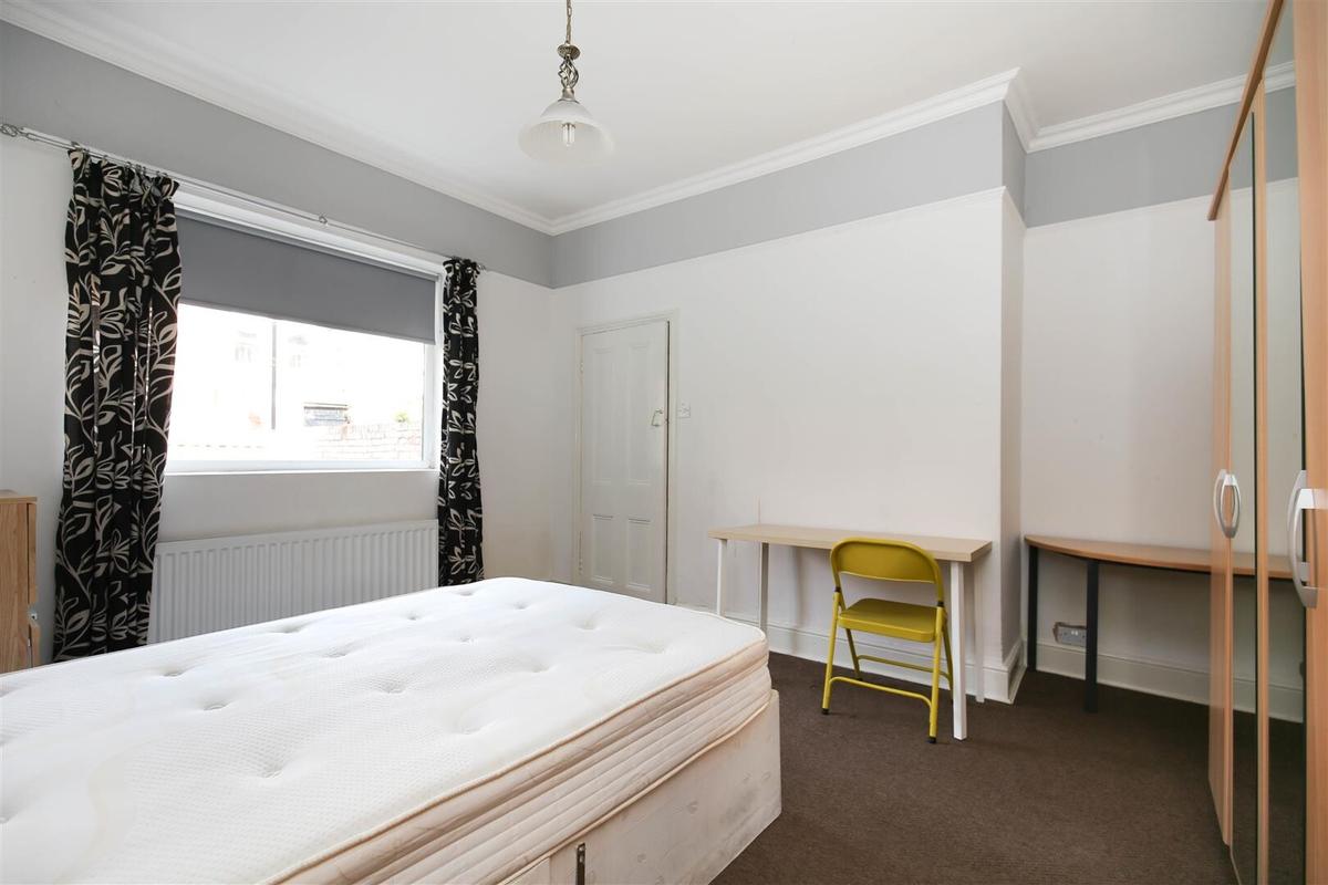 4 bedroom house for rent King John Terrace, Newcastle, NE6 5XY UniHomes