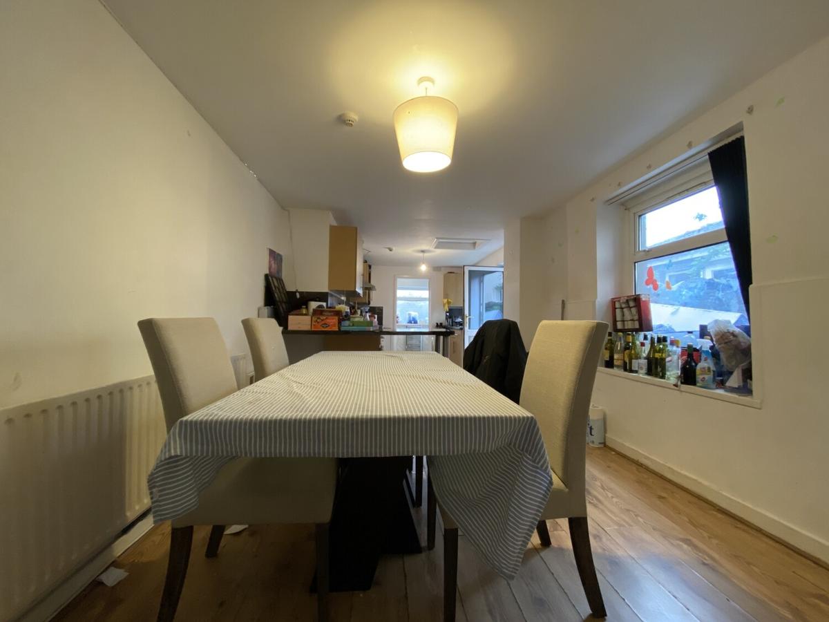 6 bedroom house for rent Cathays Terrace, Cardiff, CF24 4HS UniHomes