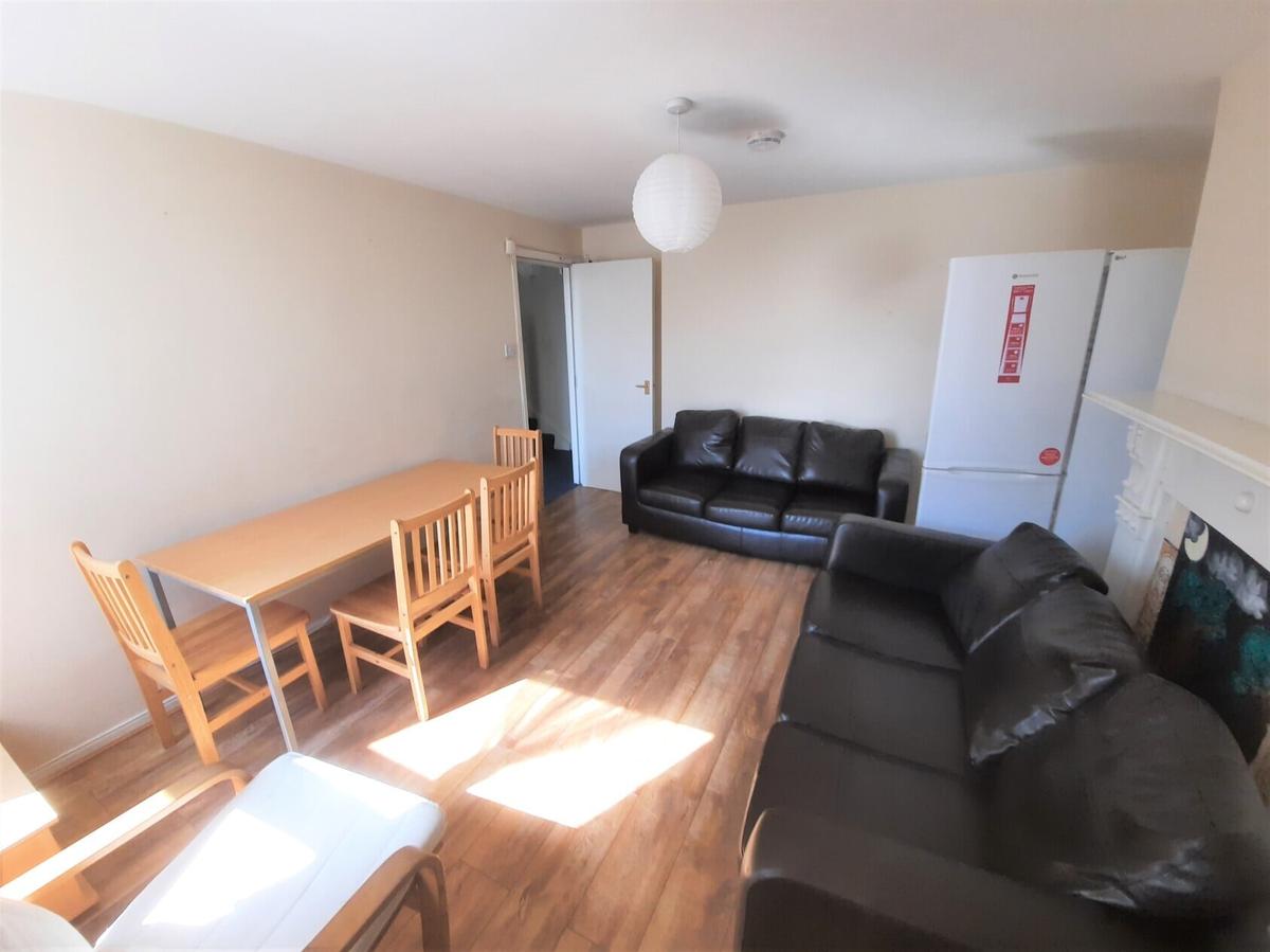 5 bedroom apartment for rent Newlands Road, Newcastle, NE2 3NT UniHomes