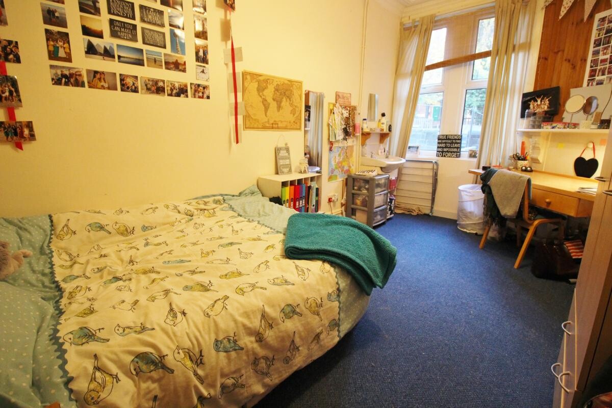 6 bedroom house for rent Richmond Mount, Leeds, LS6 1DG UniHomes