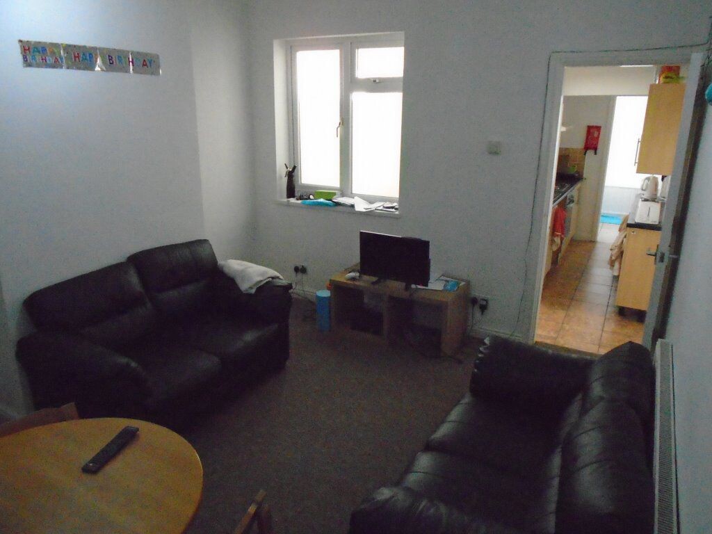 3 bedroom house for rent Dale Road, Birmingham, B29 6AG UniHomes