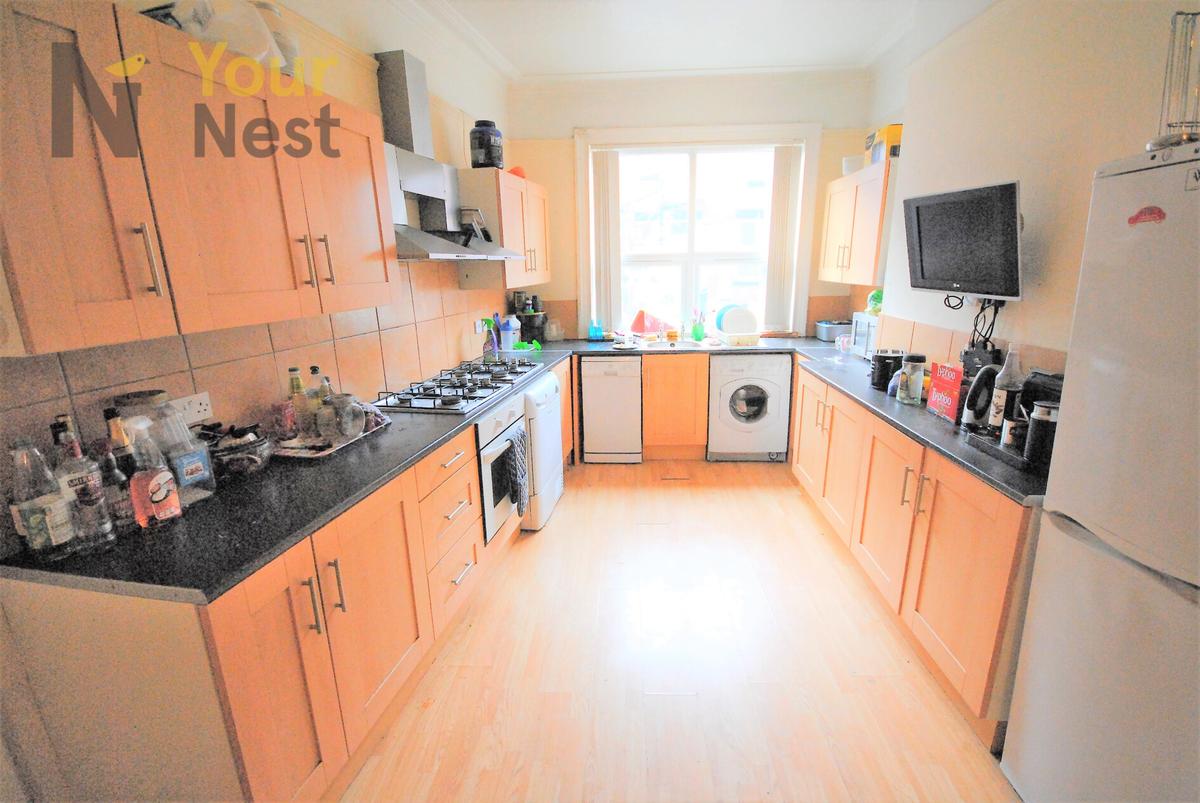 4 bedroom house for rent Headingley Mount, Leeds, LS6 3EW UniHomes