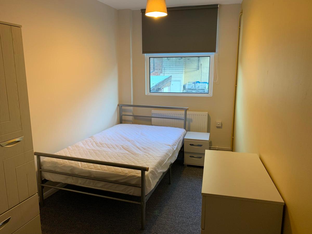 4 bedroom house for rent Crookesmoor Road, Sheffield, S6 3FQ UniHomes