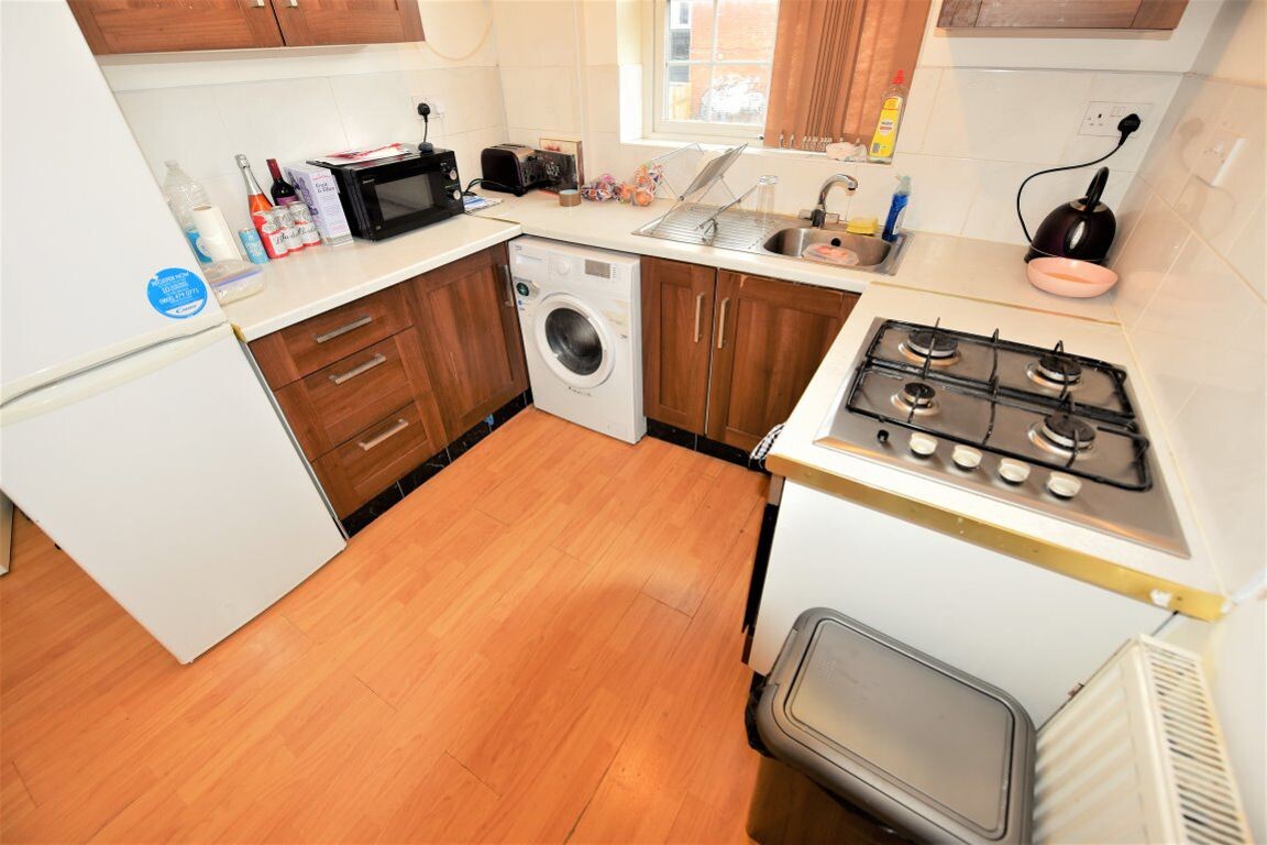 2 bedroom house for rent Raglan Road, Leeds, LS6 2PB UniHomes
