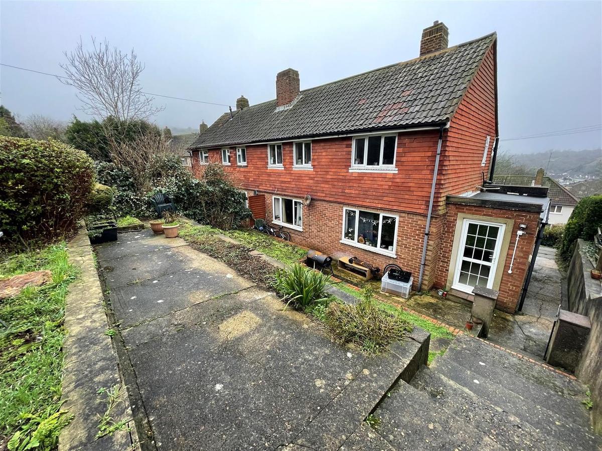 4 bedroom house for rent Hornby Road, Brighton, BN2 4JL UniHomes