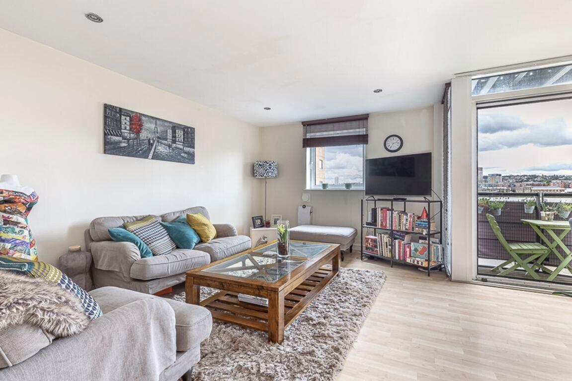 1 bedroom apartment for rent Fishguard Way, London, E16 2RZ UniHomes